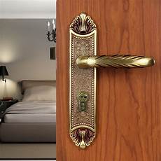 Zinc Handle